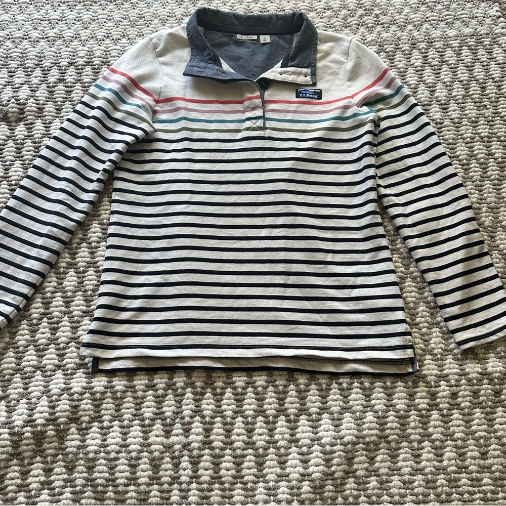 LL Bean pullover
